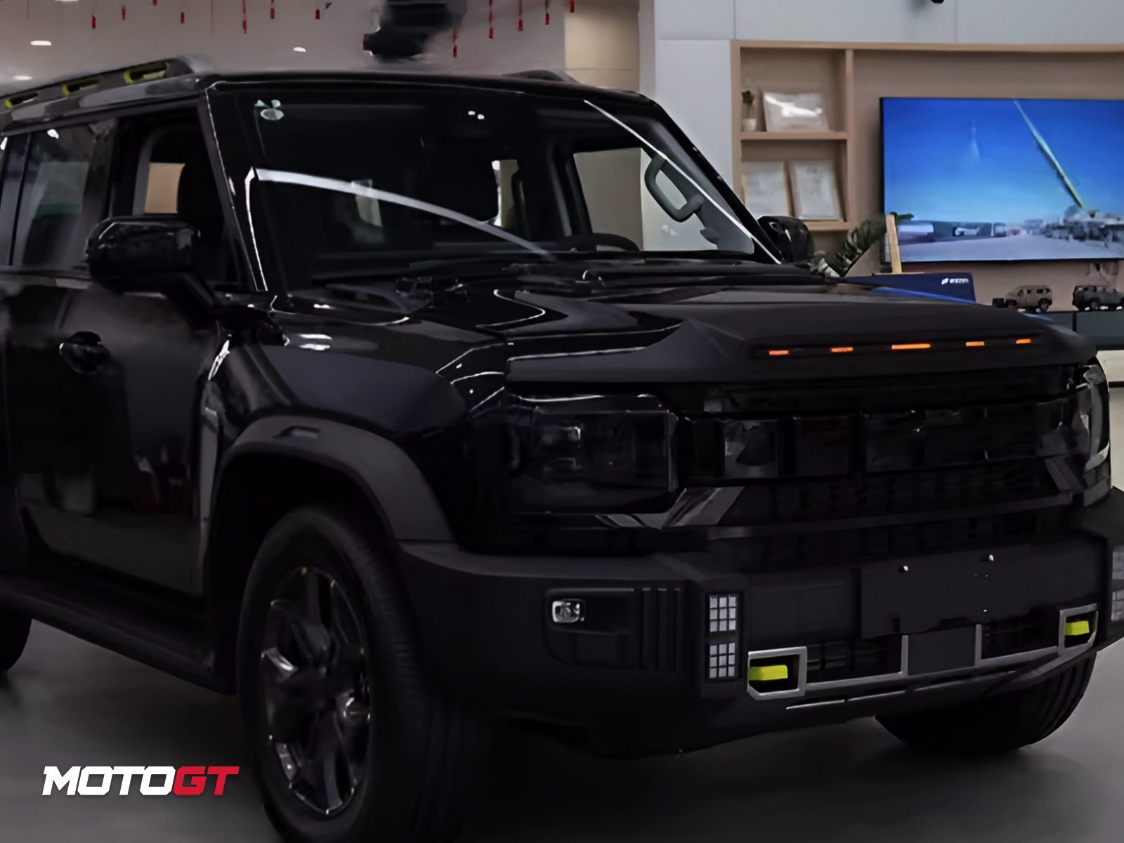 جناح غطاء المحرك JETOUR T1 مع إضاءة LED — 3